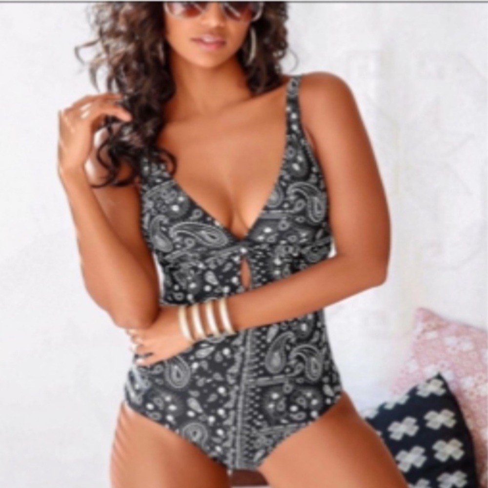 Black High-Cut One Piece Swimsuit with Open Back